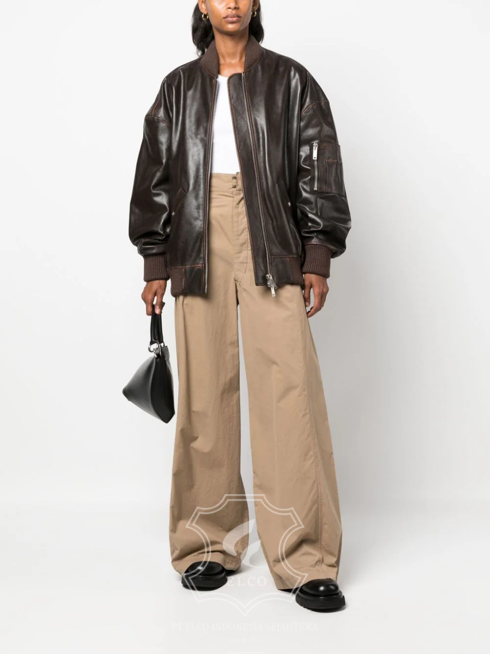 Jaket Kulit Wanita Desain Bomber - WCB 432 - Gambar 2