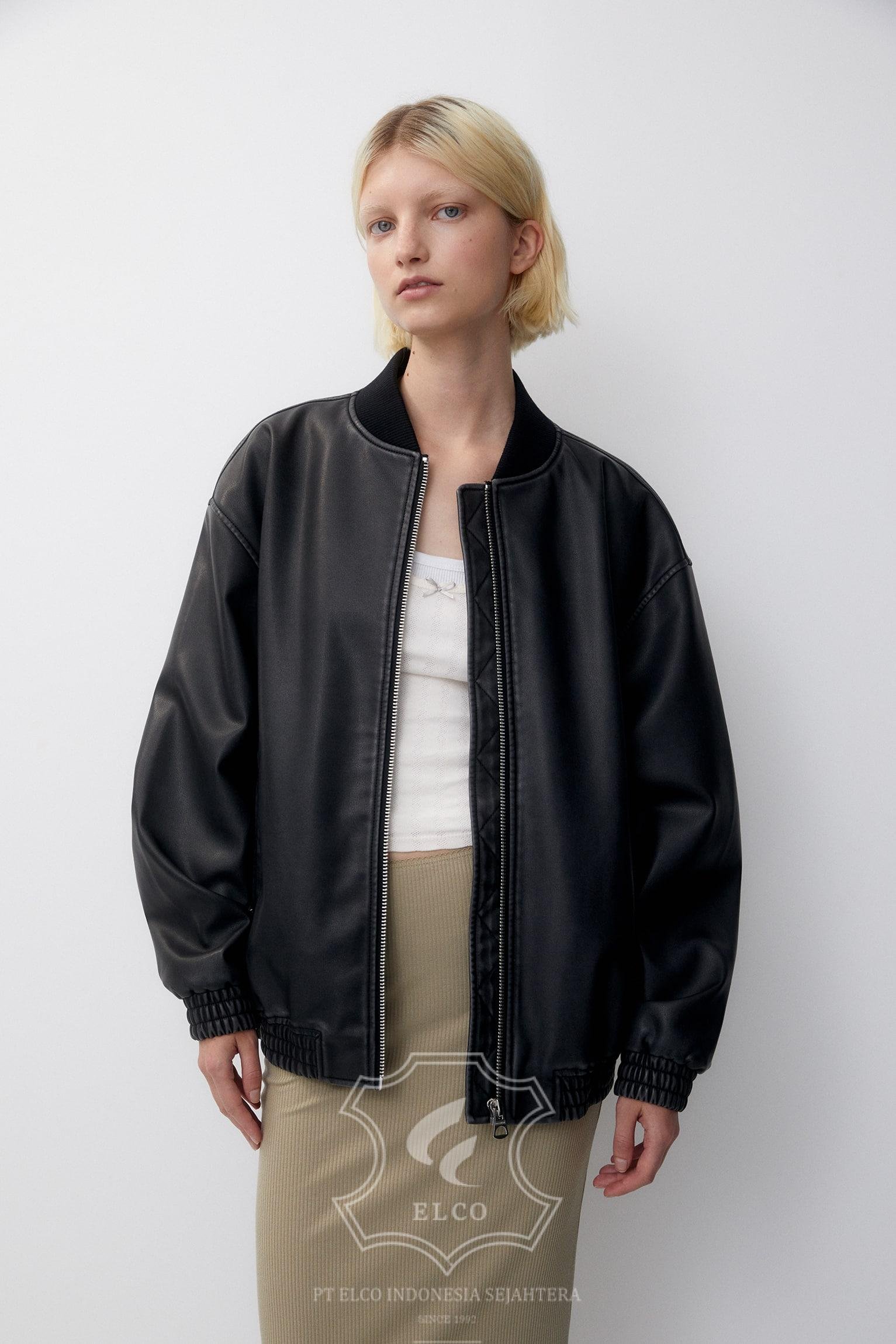 Jaket Kulit Wanita Desain Bomber - WCB 441 - Gambar 4